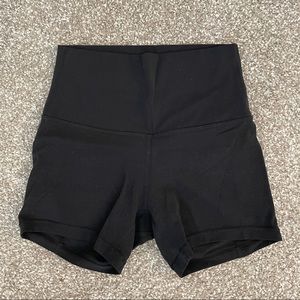 EUC lululemon align shorts 4 inch inseam in black size 4